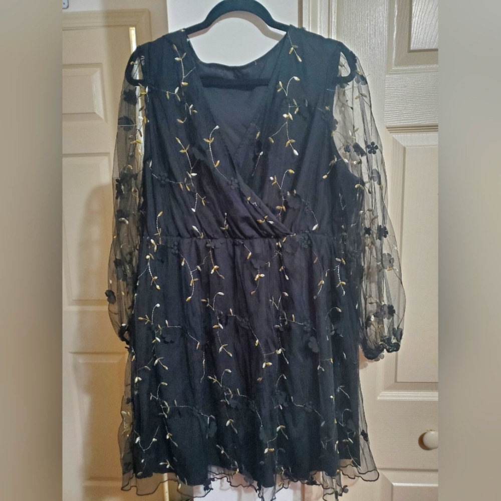 Shein Curve Black Floral Dress